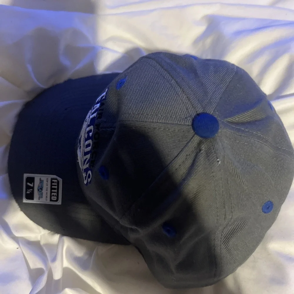 Vintage 90s Top Of The‎ World TOW Air Force Falcons fitted Hat Cap Y2K